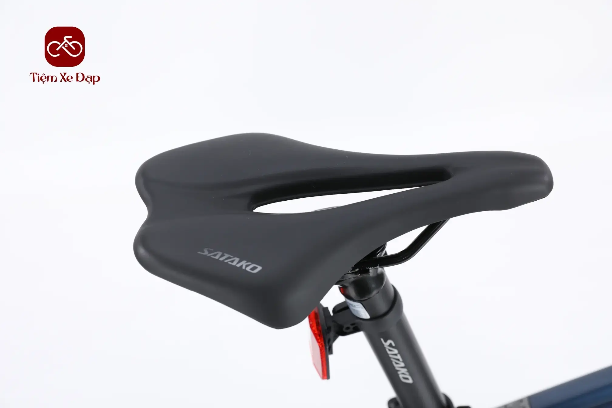 14-xe-dap-dia-hinh-satako-kario.webp