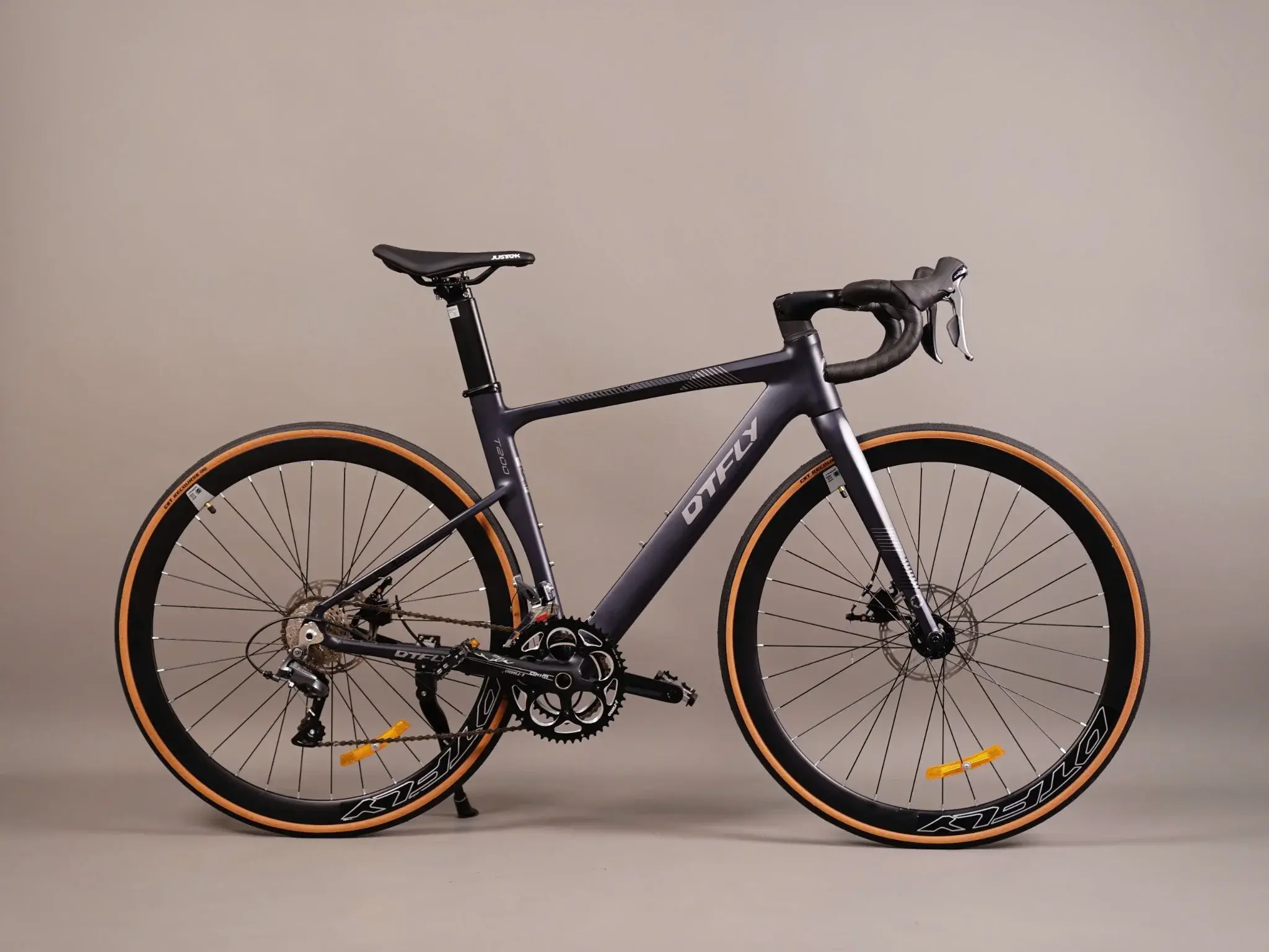 dtfly-t200-phanh-dia-3.0